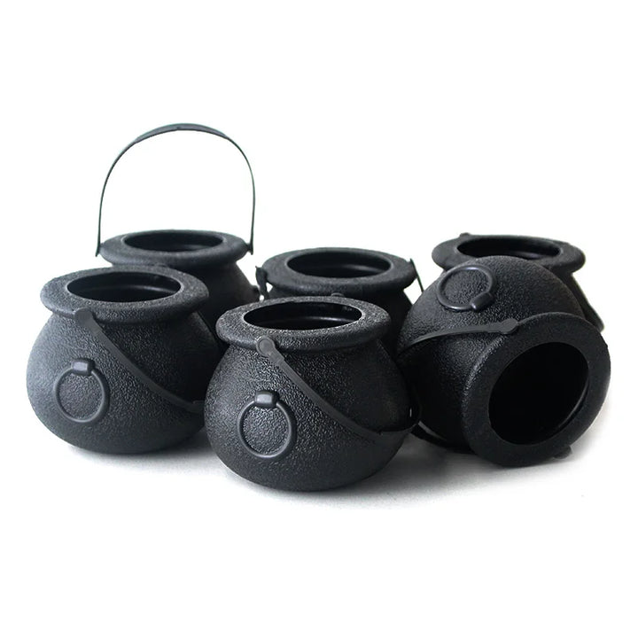 Mini Plastic Witch Cauldrons – Halloween Candy Holders & Party Decorations